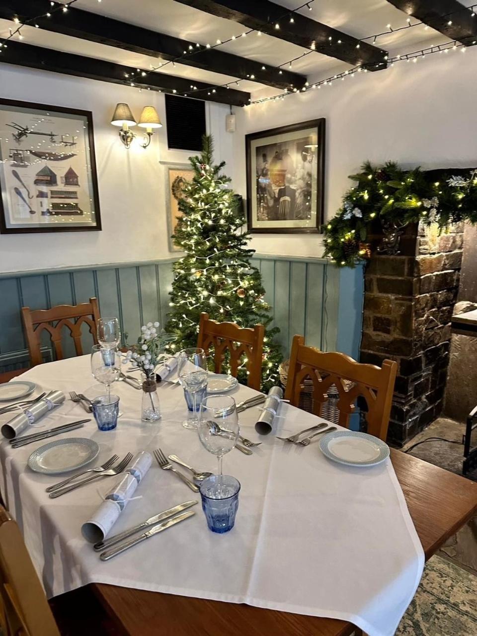 Blue Ball Inn, Sandygate, Exeter Clyst Saint Mary エクステリア 写真